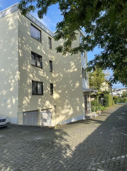 Hausansicht - Wohnung kaufen in Bad Wildungen - Zentral gelegene Eigentumswohnung