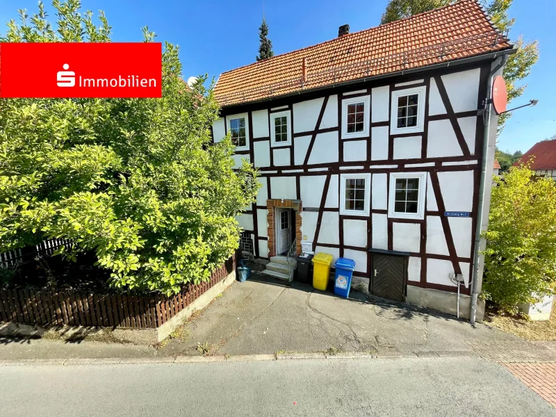 Hauseingang - Haus kaufen in Frankenberg - Historisches Fachwerkhaus in zentraler Lage