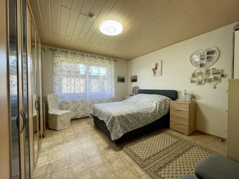 Schlafzimmer EG