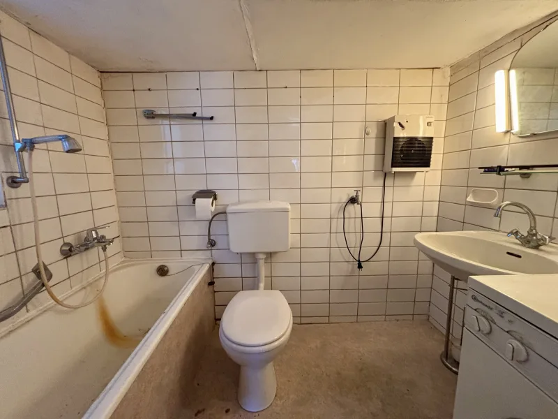 Badezimmer Wohnung 2. OG