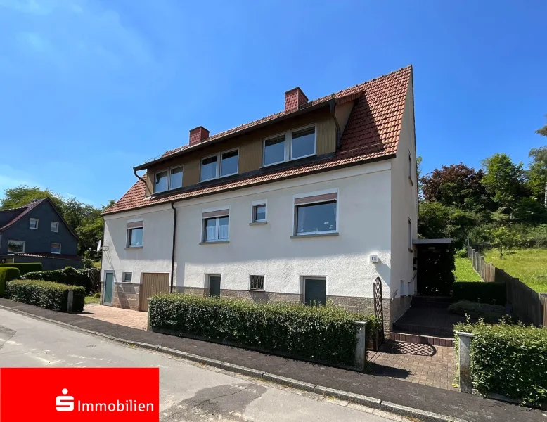 Außenansicht - Haus kaufen in Großalmerode - Traumhafter Blick zum Meißner!