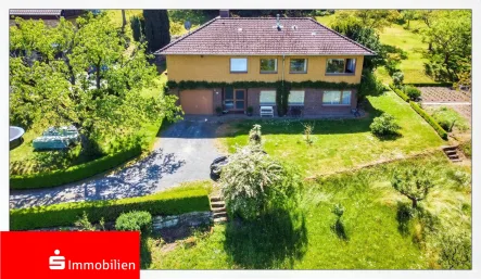 Vorderansicht - Haus kaufen in Witzenhausen - Der Wohntraum vom Bungalow!