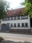 Haupthaus Straßenansicht