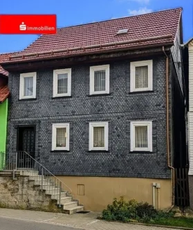 Straßenansicht - Haus kaufen in Ilmenau - Ihr neues Zuhause in gefragter Wohnlage im Ilmenauer Ortsteil Unterpörlitz!!