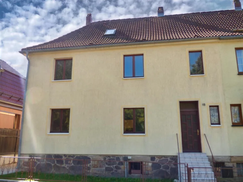 Straßenansicht - Haus kaufen in Ilmenau - Neuer Eigentümer gesucht !!