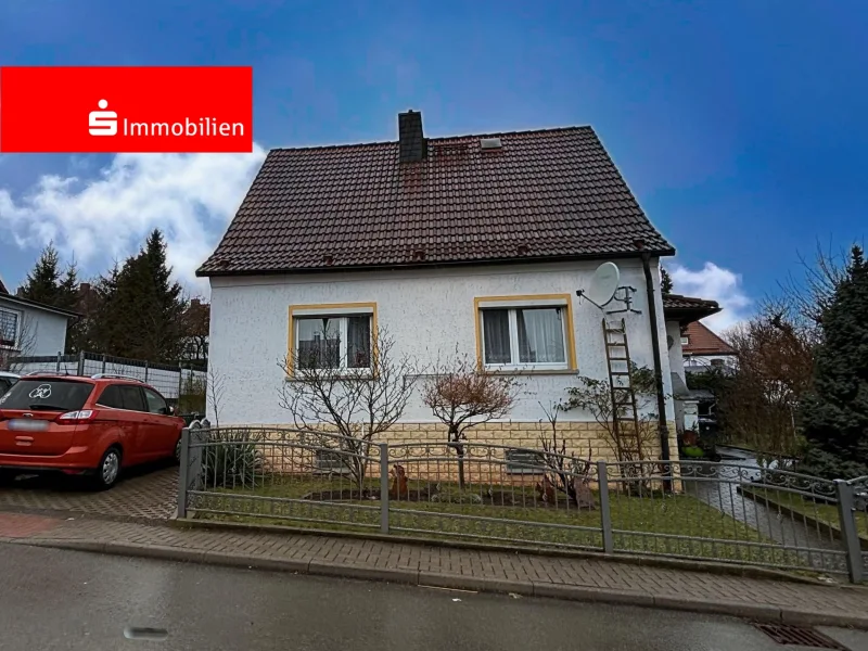 Außenansicht - Haus kaufen in Ilmenau - *Einziehen & Fertig – Einfamilienhaus mit Garten*