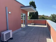 große Dachterrasse