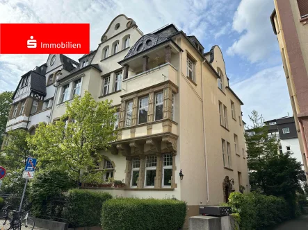 Außenansicht - Wohnung kaufen in Frankfurt - Frankfurt-Westend: Einmalige Gelegenheit! Dachgeschosswohnung in Bestlage!