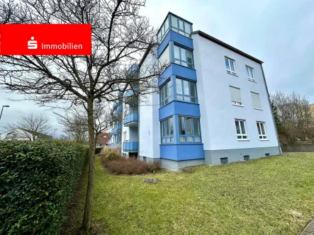 Außenansicht - Wohnung kaufen in Steinbach - Steinbach (Taunus): Attraktive Zweizimmerwohnung mit Balkon und Tiefgaragenplatz !