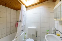 Badezimmer im Dachgeschoss