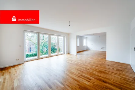 Wohnzimmer - Wohnung kaufen in Frankfurt - Frankfurt-Ginnheim: Wunderschöne 5-Zimmerwohnung mit 2-Zimmer Einliegerwohnung zu verkaufen!