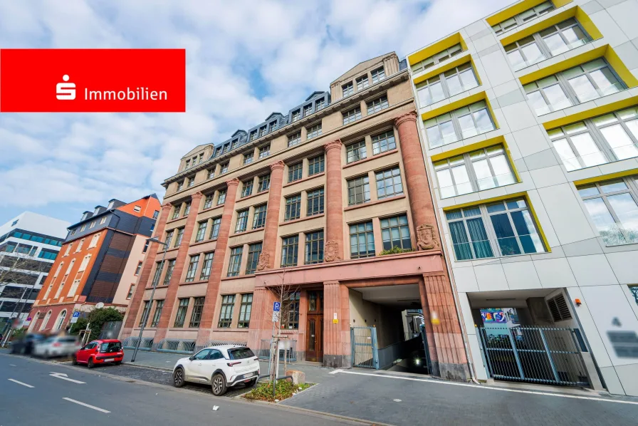 Außenfassade - Wohnung kaufen in Frankfurt - Frankfurt-Ostend: Elegante 2-Zimmerwohnung mit Loftcharakter 