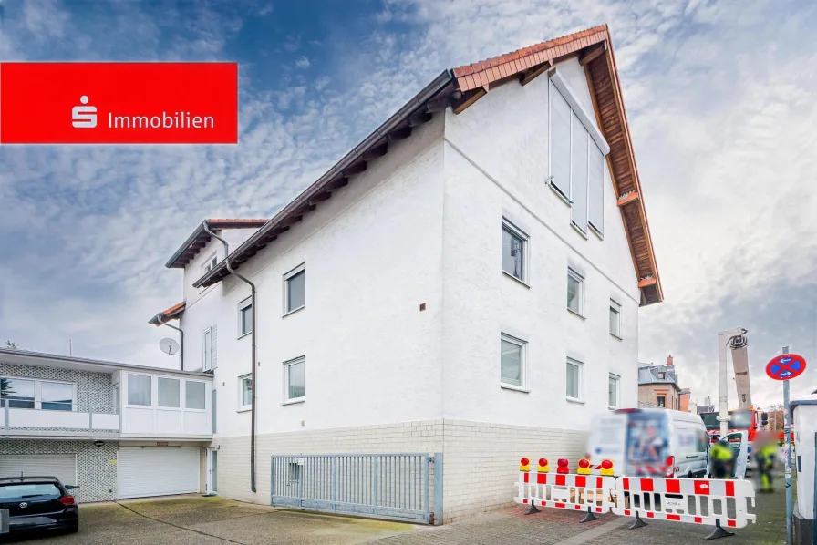 Außenansicht ehem. Neubau  - Haus kaufen in Frankfurt - Frankfurt-Preungesheim: Wohnungspaket mit Gewerbeflächen und Nachverdichtungspotenzial!