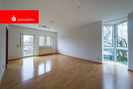 Wohnzimmer - Wohnung kaufen in Maintal - Maintal-Dörnigheim: Schöne 4- Zimmerwohnung mit Balkon