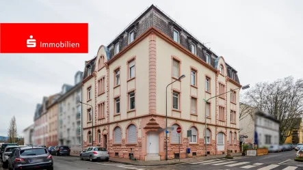 Hausansicht - Wohnung kaufen in Frankfurt - Frankfurt-Rödelheim: Helles 1-Zimmer-Apartment mit separater Küche und modernem Duschbad zu verkaufen.