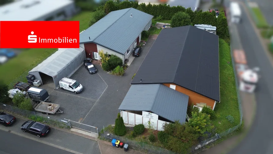 Luftaufnahme - Haus kaufen in Linsengericht - # Modernes Wohn- und Geschäftshaus + Lagerhalle #