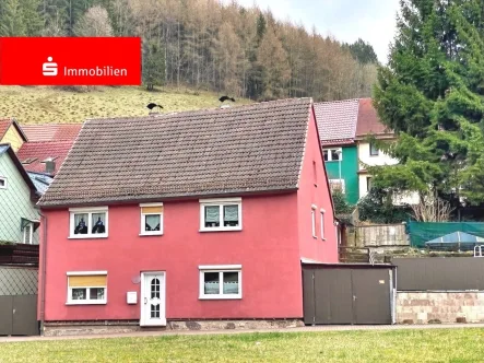 Straßenansicht - Haus kaufen in Luisenthal - ***Einziehen und fertig***