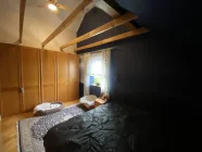 Schlafzimmer DG