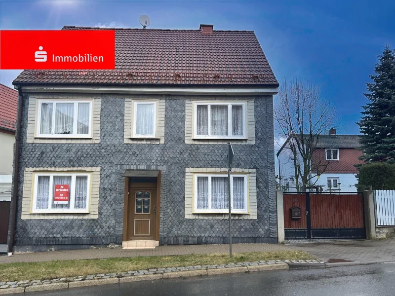 Straßenansicht  - Haus kaufen in Ohrdruf - Ihr Traum vom Wohnen im Einfamilienhaus in Crawinkel