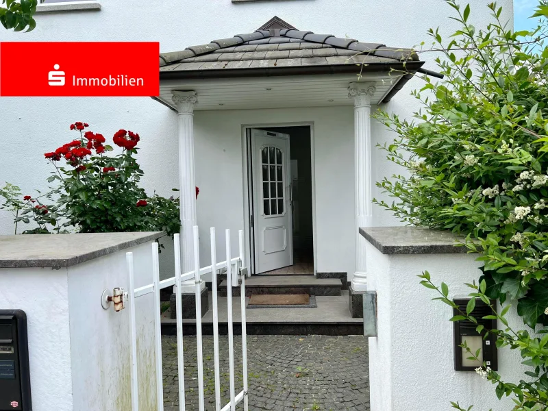 Herzlich Willkommen - Haus kaufen in Königstein - Großzügiges Familiendomizil mit Sonnengarten in bevorzugter Lage in Königstein