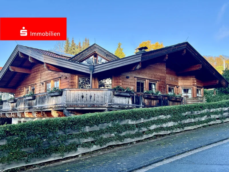 Echtes Holzhaus aus Österreich - Haus kaufen in Weilrod - Echtes Holzhaus aus Österreich in Altweilnau