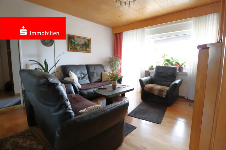 Wohnzimmer - Wohnung kaufen in Dreieich - Sprendlingen - Gepflegte 4 Zimmerwohnung mit Loggia und Stellplatz