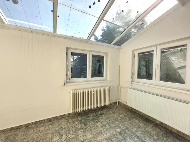 geschlossene Loggia vom Schlafzimmer 1