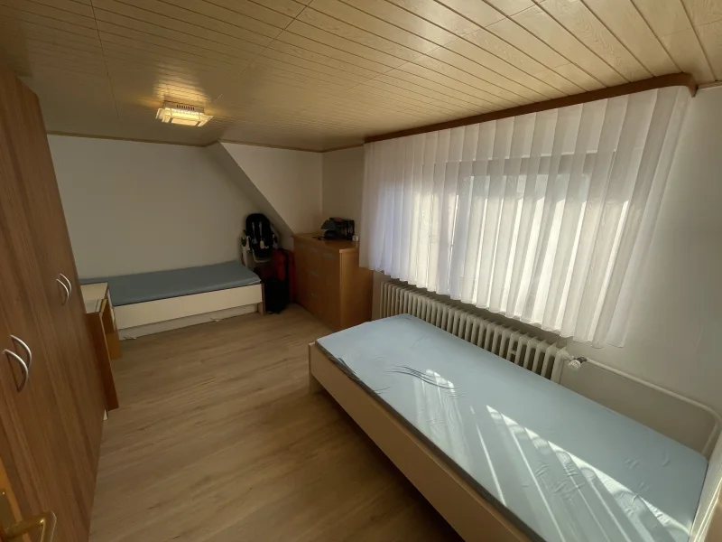 Schlafzimmer im DG