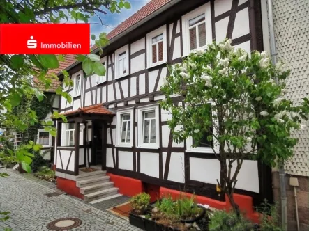 Ansicht Hauseingang - Haus kaufen in Schlüchtern - Historisches Fachwerkjuwel: Modernisiert, zentral in Schlüchtern und sofort bezugsfertig!