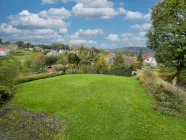 Garten mit Blick über Steinau