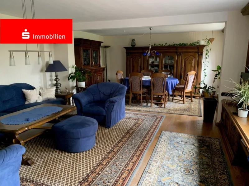 Wohn- und Esszimmer EG - Haus kaufen in Homberg - Fachwerkhaus in zentrumsnaher Lage in sehr gepflegtem Zustand mit vielen Extras!