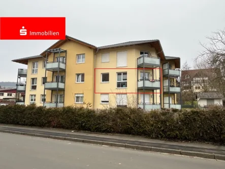 Blick von Gegenüber - Wohnung mieten in Neukirchen - In Kürze freiwerdend! Neuwertige, seniorengerechte Wohnung in zentraler Lage von Neukirchen/Knüll!