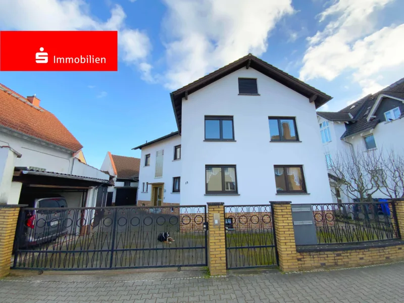 Hausansicht - Haus kaufen in Rodgau - Erstehen Sie gleich ein ganzes Anwesen! Platz für die ganze Familien und mehr!