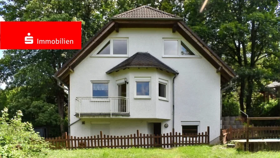 Ansicht aus dem Garten - Haus kaufen in Weilburg - Einfamilienhaus in exponierter Grünlage von Weilburg