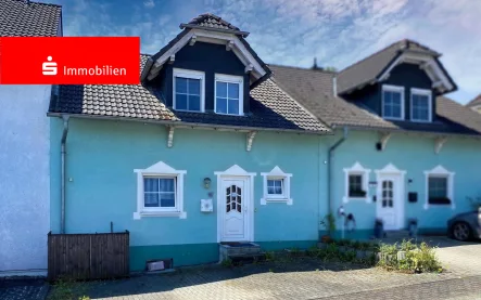 Straßenseite - Haus kaufen in Weilburg - Reihenhaus in ruhiger Lage ++ Weilburg ++