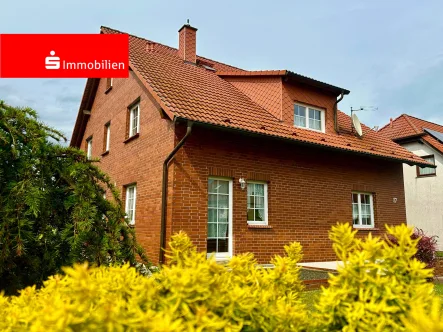 Titelbild - Haus kaufen in Krauthausen - Großzügiges Einfamilienhaus in ruhiger Wohnlage 