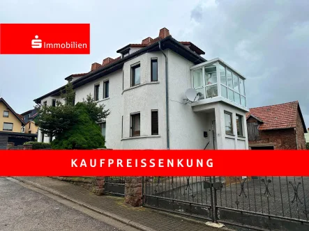 Ansicht von rechts - Haus kaufen in Dermbach - Charmante Doppelhaushälfte in ruhiger Lage