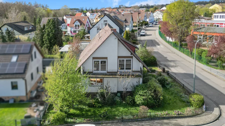  - Haus kaufen in Neuhofen - Familienglück auf Eckgrundstück