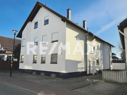 Titelbild - Haus kaufen in Rödersheim-Gronau - **Ihr Neujahrsglück** Gepflegtes 6-Familienhaus in ruhiger und BEST LAGE - Attraktive Kapitalanlage