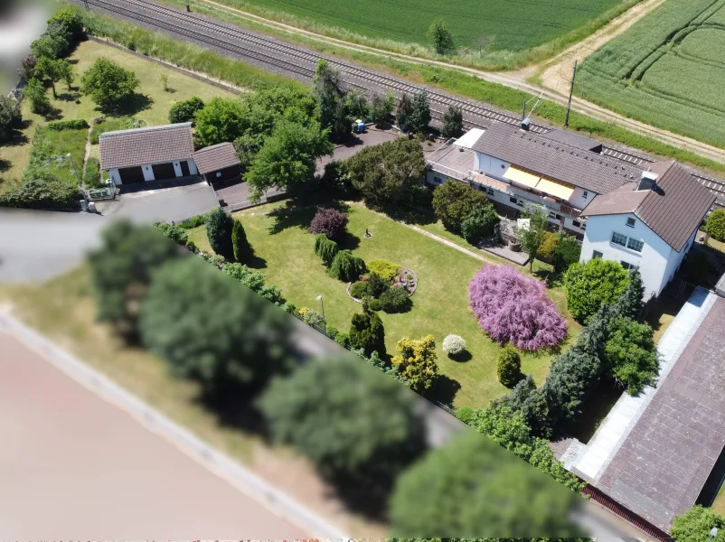  - Haus kaufen in Marburg-Cappel - Ehem. Bahnwärterhaus mit parkähnlicher Gartenanlage und Baugrundstück