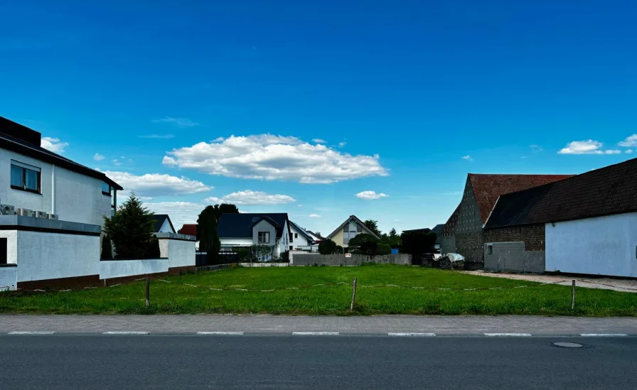  - Grundstück kaufen in Harthausen - Schmuckstück: Bauträger und Bauherren aufgepasst!