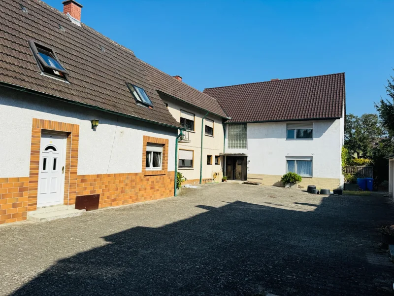  - Haus kaufen in Ludwigshafen - Sanierungsbedürftiges Immobilienensemble zur individuellen Gestaltung!