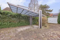 Moderner Carport und Garage