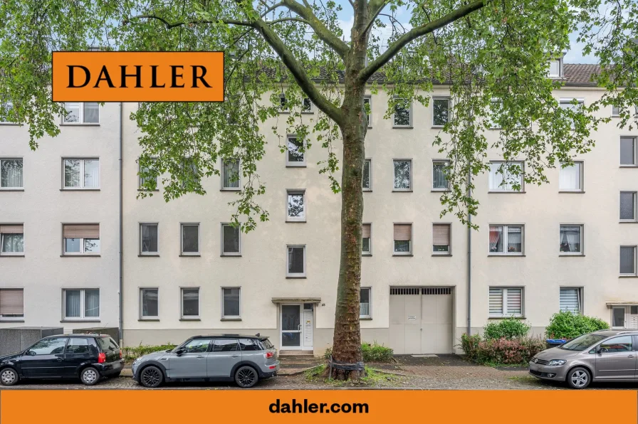 Straßenansicht - Wohnung kaufen in Mönchengladbach / Rheydt - Zentrale Lage in Rheydt: Lichtdurchflutete Wohnung für Selbstnutzer oder Kapitalanleger