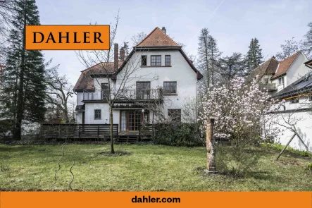 Haus mit altem Baumbestand - Haus kaufen in Darmstadt - Villa im Dornröschenschlaf in bester Lage von Eberstadt