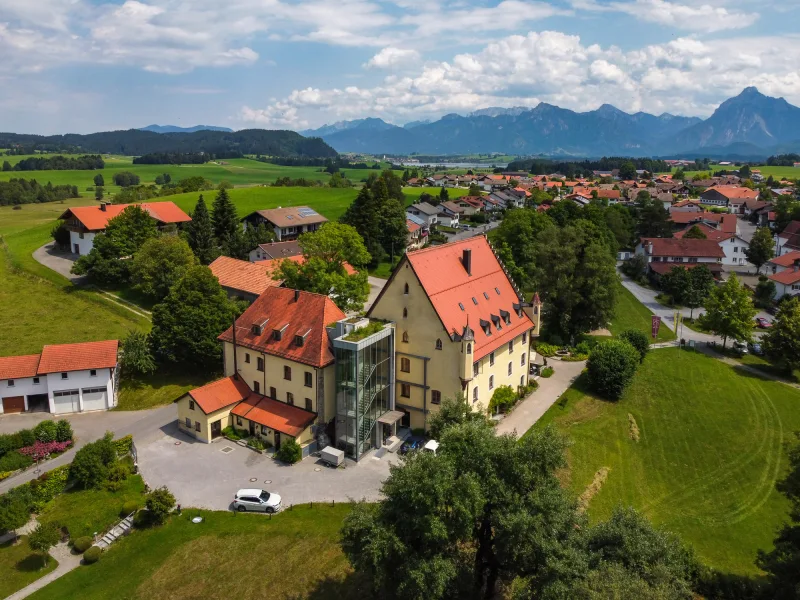 Ansicht Nordwest mit Anbau