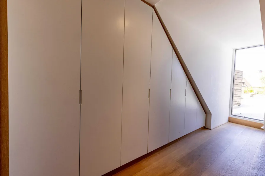 Mit Einbauschrank