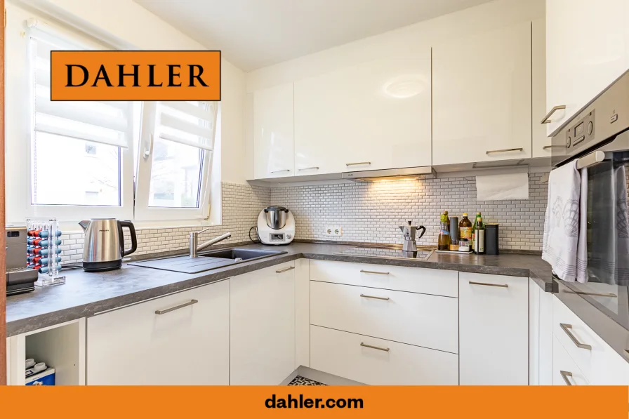 Küche - Wohnung kaufen in Rutesheim - Moderne 3-Zimmer-Wohnung mit Gartennutzung und TG in ruhiger Lage von Rutesheim