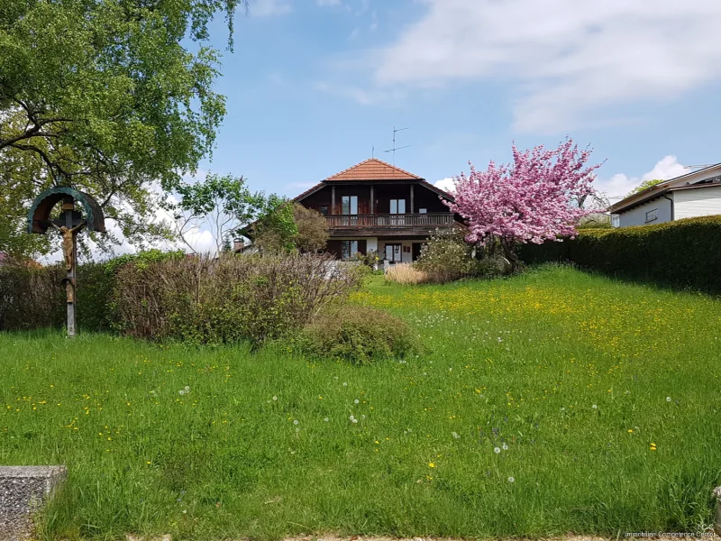 Landhaus mit Grundstück