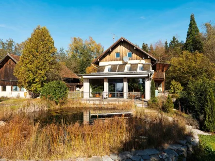 Das Haus im grünen Paradies - Haus kaufen in Osterhofen - Gergweis - Landsitz (ehemaliges Sacherl) in der Waldnatur in absoluter Alleinlage Nähe Osterhofen